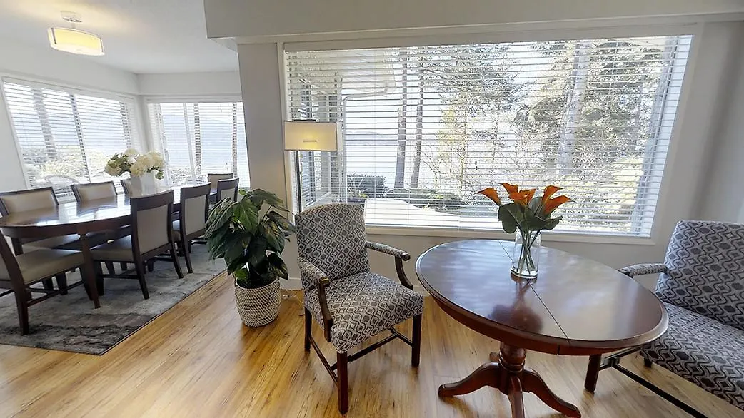 Sea Breeze Ocean Front Home North Saanich Kanada